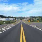 DER/PR reforça sinalização viária em Francisco Beltrão e na ligação com Itapejara do Oeste